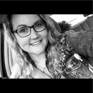 Meet your Posher, Katherine